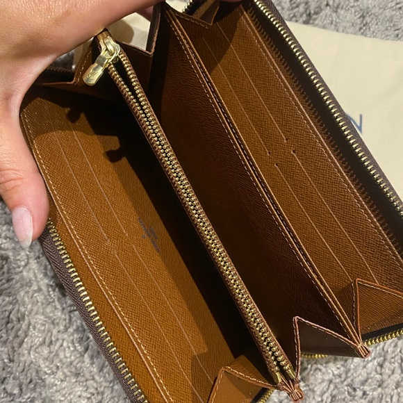 Louis Vuitton zippy wallet - Picture 4 of 9